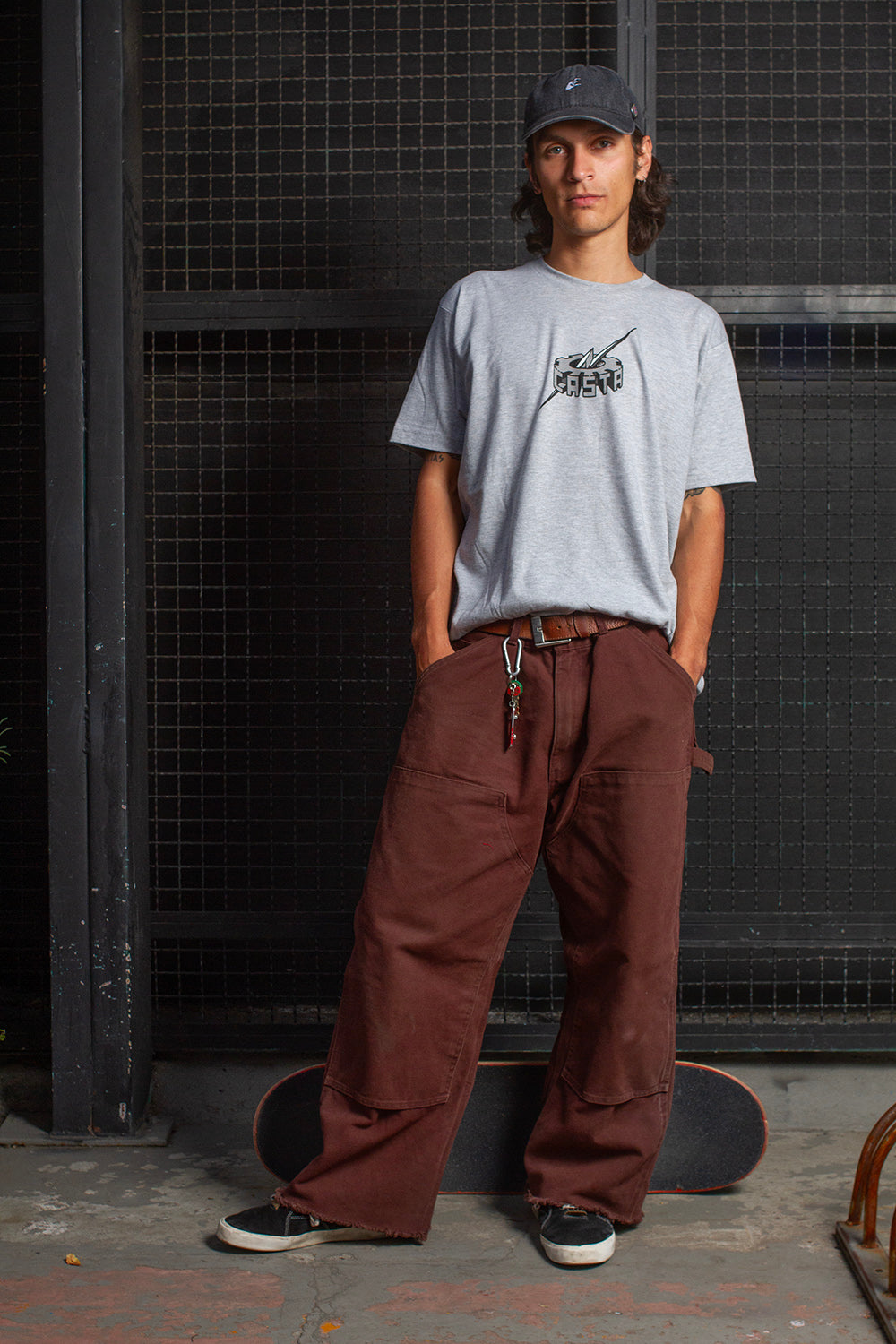 PLAYERA RAYO ENGRANE GRIS