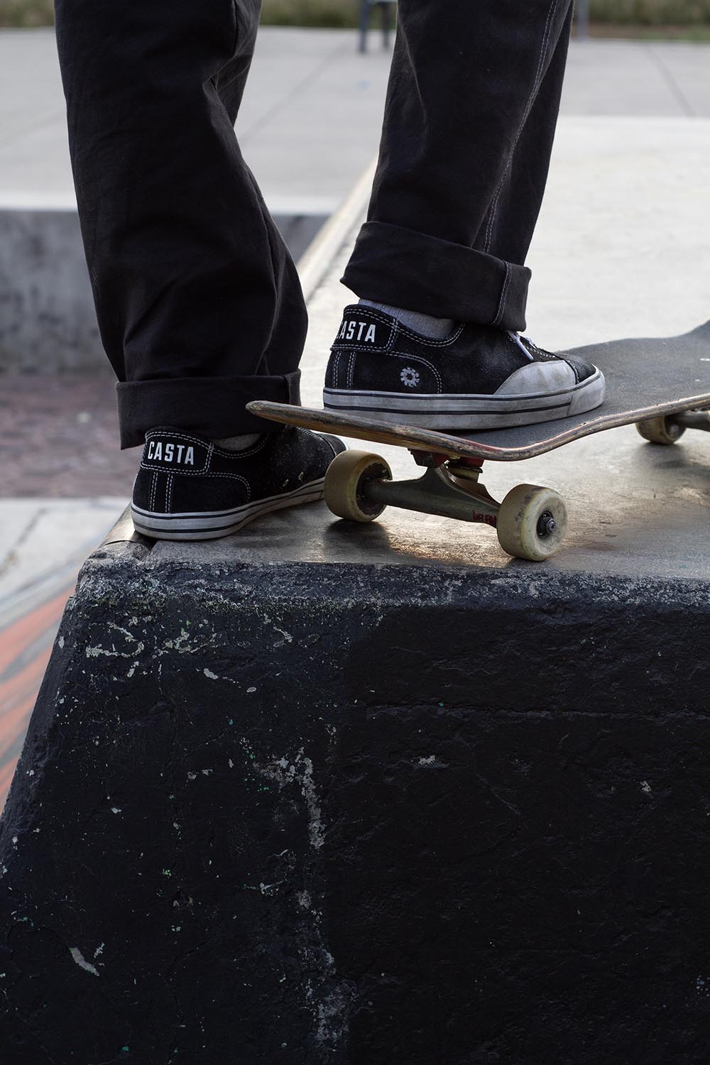 CASTA SOHO LOW NEGRO